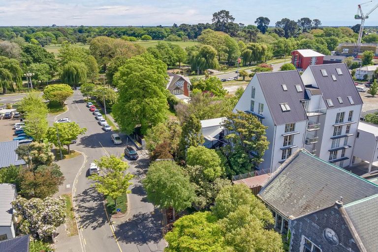 Photo of property in 23/15 Peterborough Street, Christchurch Central, Christchurch, 8013