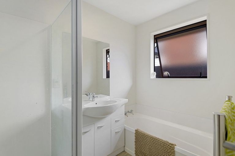 Photo of property in 77 Grafton Street, Waltham, Christchurch, 8011