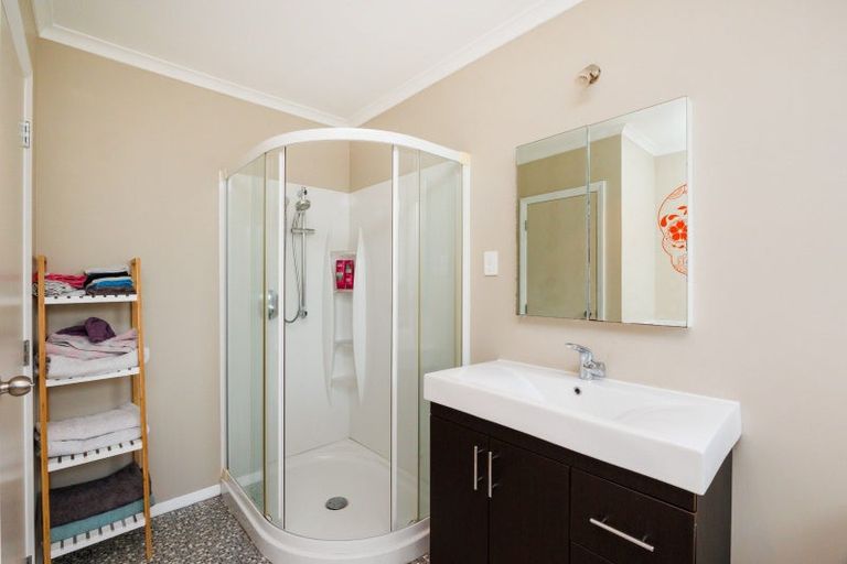 Photo of property in 19 Seddon Street, Takaro, Palmerston North, 4412