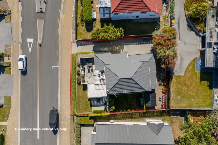 Photo of property in 1 Ironside Drive, Wanaka, 9305