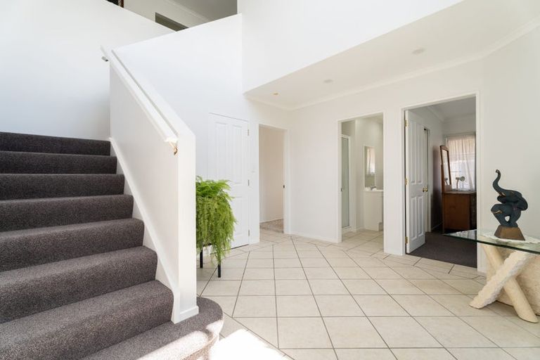 Photo of property in 53 Amesbury Drive, Churton Park, Wellington, 6037