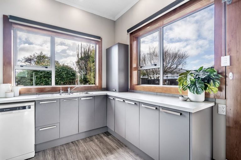 Photo of property in 100 Robertson Street, Richmond, Invercargill, 9810