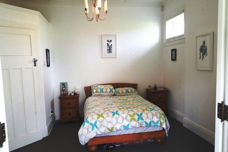 Photo of property in 8 Rangiora Street, Woburn, Lower Hutt, 5010