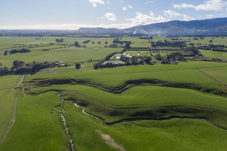 Photo of property in 130 Te Horo Hautere Cross Road, Hautere, Otaki, 5582