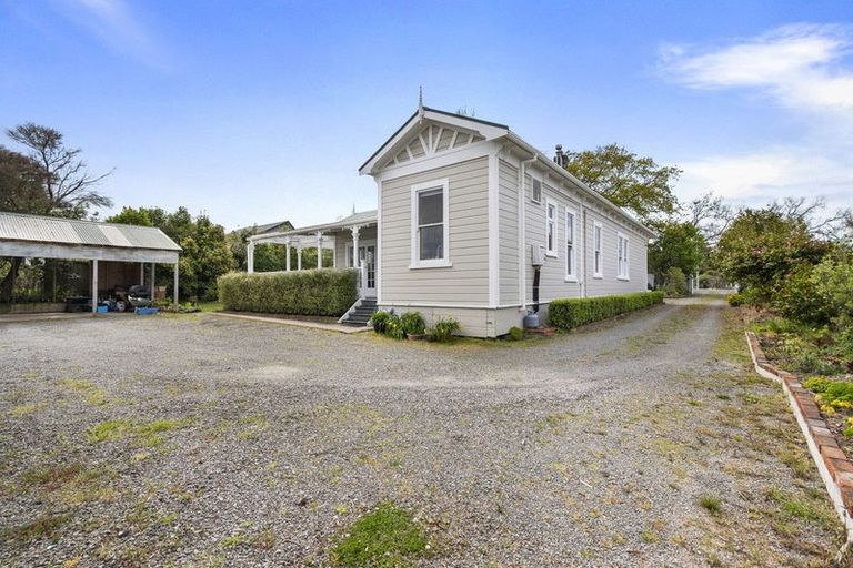 Photo of property in 103 James Line, Kelvin Grove, Palmerston North, 4414