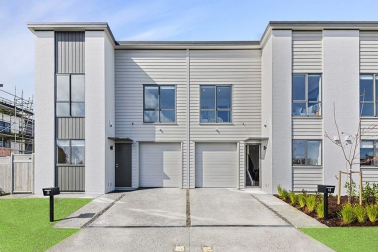 Photo of property in 60 Te Napi Drive, Takanini, 2112