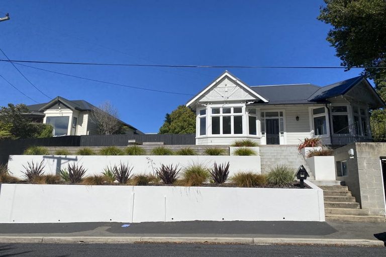 Photo of property in 22 Northview Crescent, Belleknowes, Dunedin, 9011