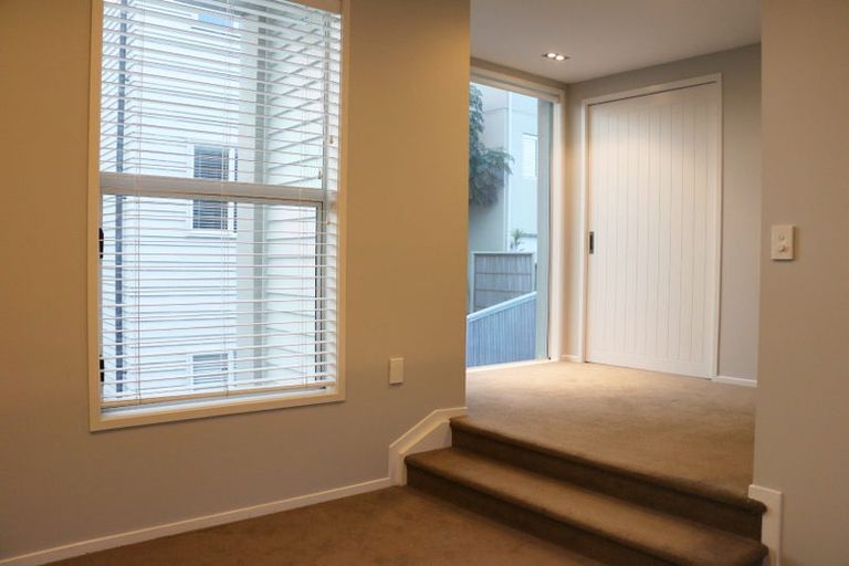 Photo of property in 96d Anzac Street, Takapuna, Auckland, 0622