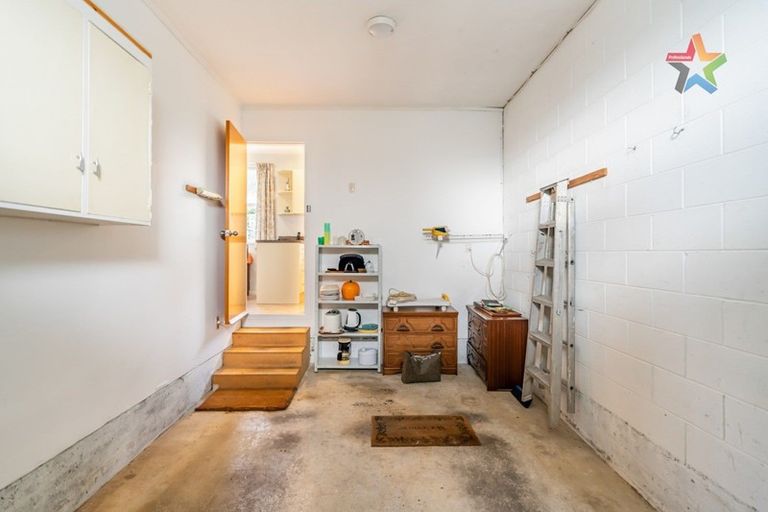 Photo of property in 8a Poole Crescent, Wainuiomata, Lower Hutt, 5014