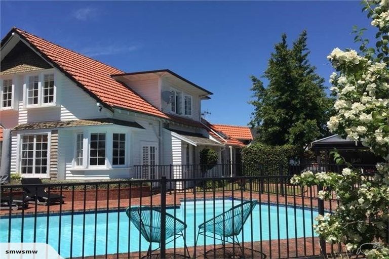 Photo of property in 7 Greenwood Road, Havelock North, 4130