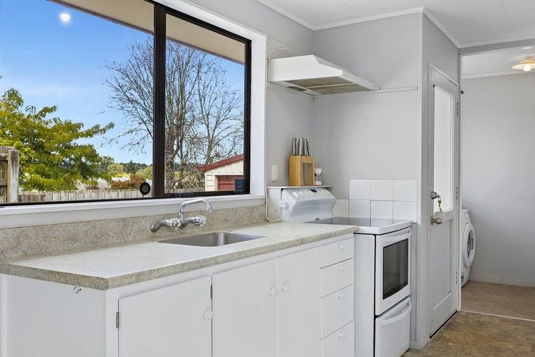 Photo of property in 19 Arthur Crescent, Hilltop, Taupo, 3330