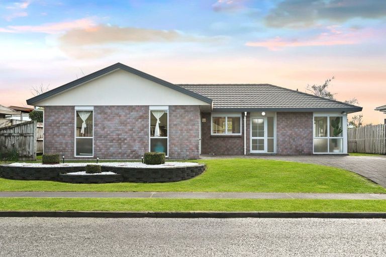 Photo of property in 34 Macmurdo Avenue, Glenview, Hamilton, 3206