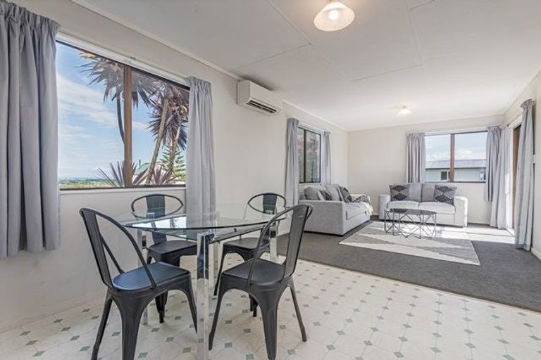 Photo of property in 72 Fraser Drive, Feilding, 4702