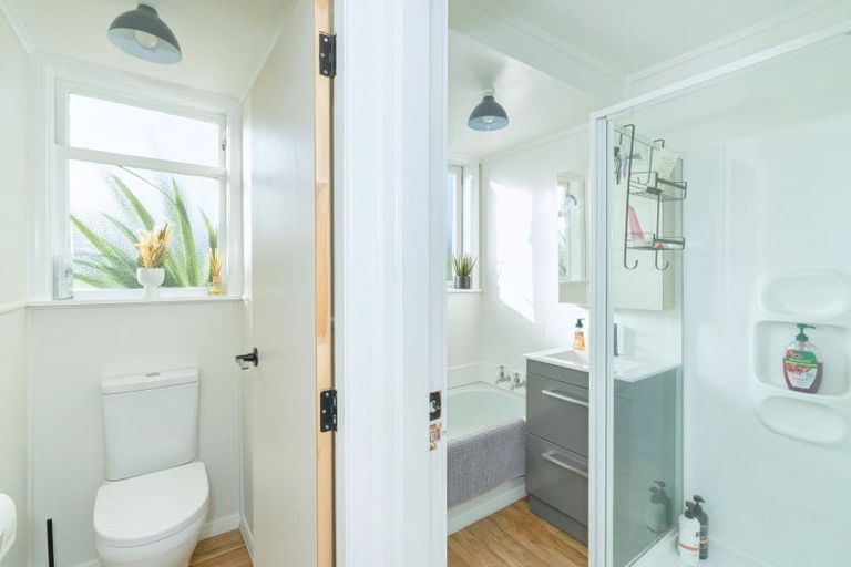 Photo of property in 297 Main Highway, Otaki, 5512