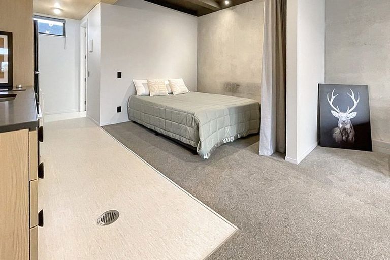 Photo of property in Vedado Apartments, 206/41u Hopper Street, Mount Cook, Wellington, 6011