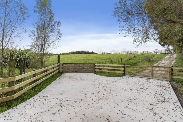 Photo of property in 48 Follies Way, Dairy Flat, 0792