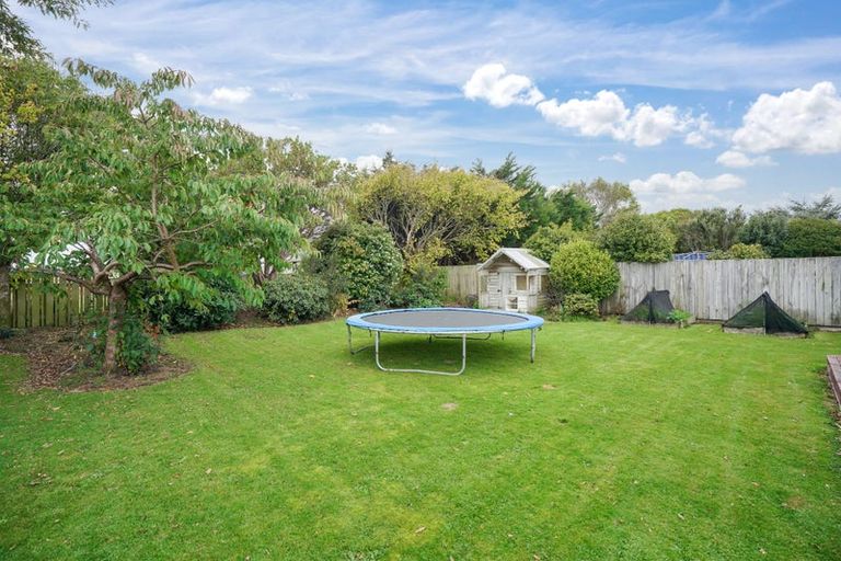 Photo of property in 64 Watt Road, Otatara, Invercargill, 9879