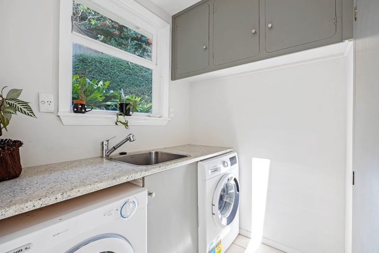 Photo of property in 55 Valley Road, Cashmere, Christchurch, 8022