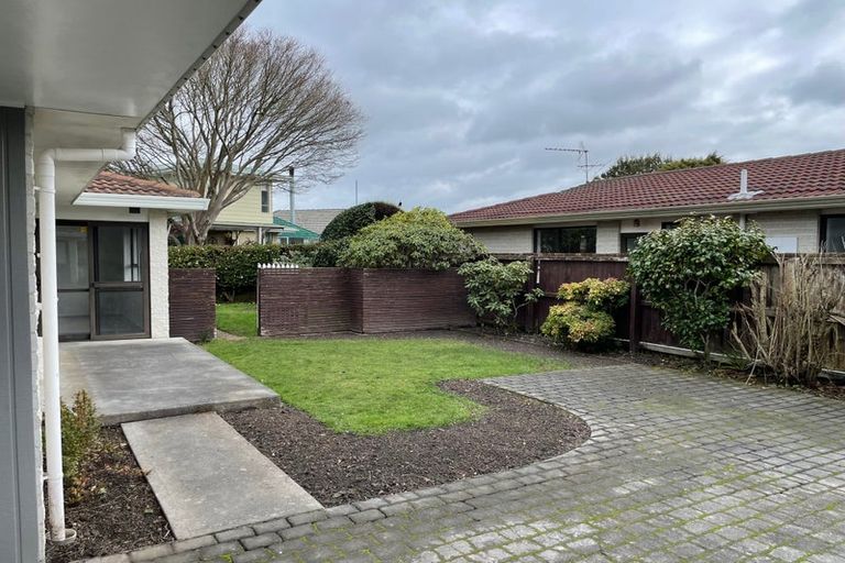 Photo of property in 367 Sawyers Arms Road, Harewood, Christchurch, 8051