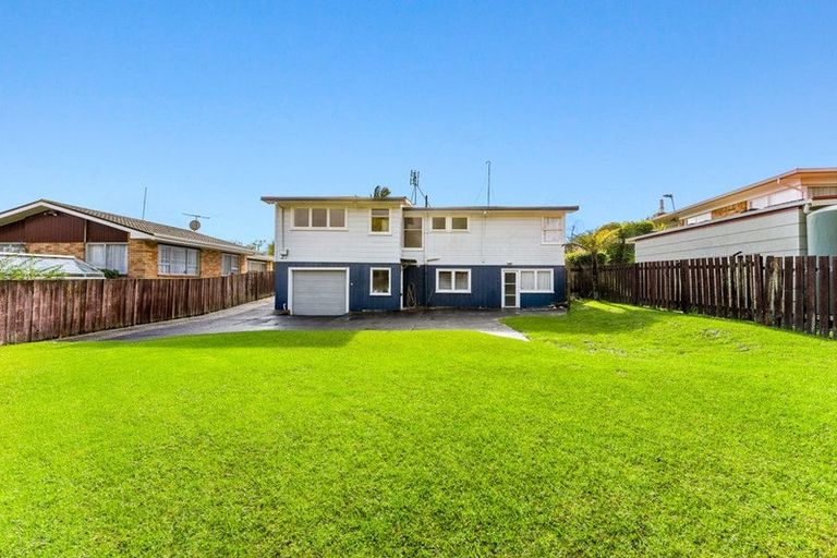 Photo of property in 34 Blakeborough Drive, Forrest Hill, Auckland, 0620