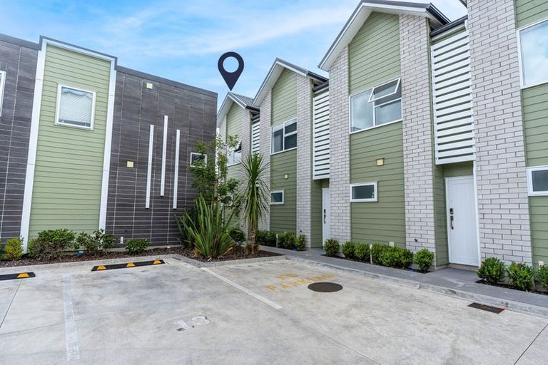 Photo of property in 14/10 Burrows Place, Frankton, Hamilton, 3204