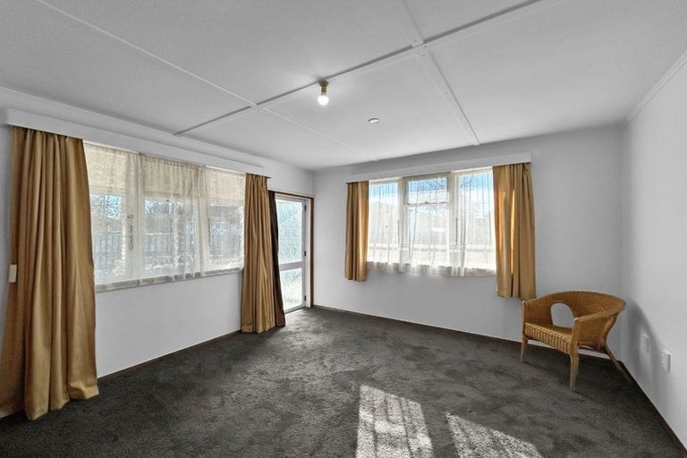 Photo of property in 14 Belfast Place, Roslyn, Palmerston North, 4414