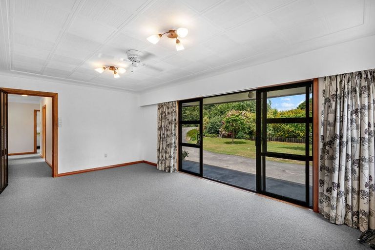 Photo of property in 806 Outram-mosgiel Road, Riverside, Outram, 9073