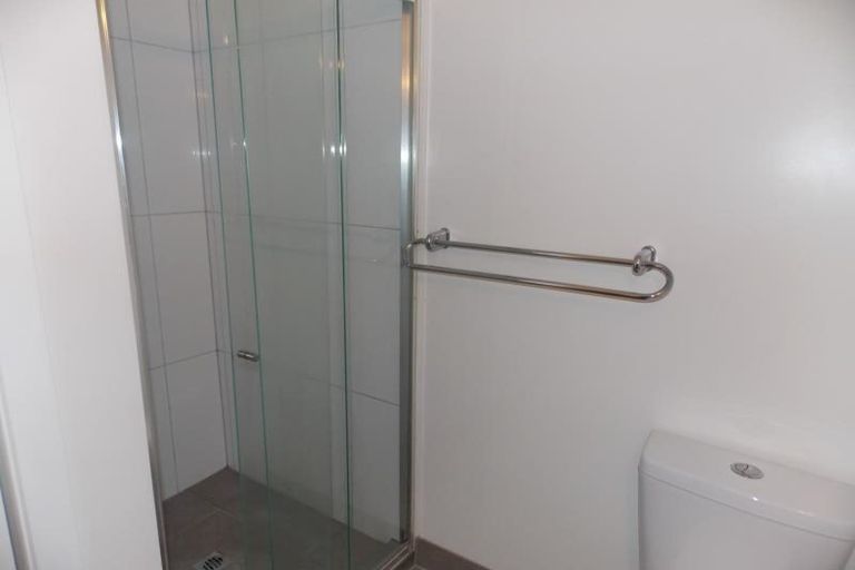 Photo of property in 35 Torrens Terrace, Mount Cook, Wellington, 6011