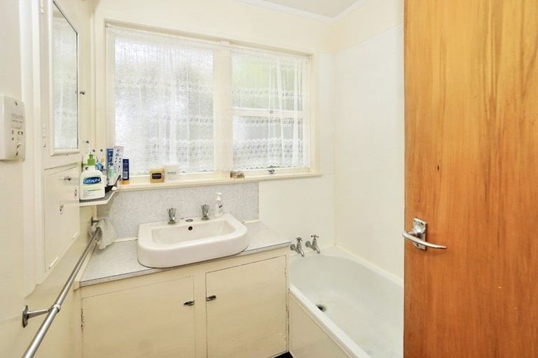 Photo of property in 1 Oroua Street, Te Puke, 3119