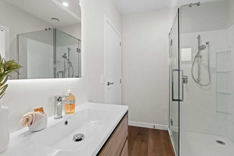Photo of property in 15 Cassin Place, Taradale, Napier, 4112