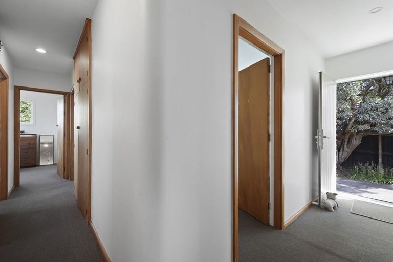 Photo of property in 8 Stackhouse Avenue, Bishopdale, Christchurch, 8053