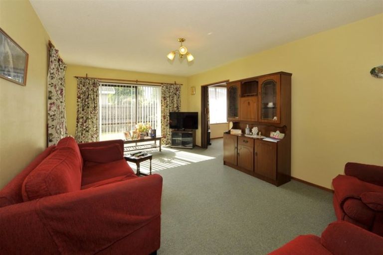 Photo of property in 5 Peebles Drive, Hei Hei, Christchurch, 8042
