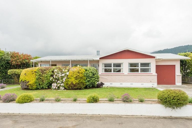 Photo of property in 7 Hebberd Place, Richmond, 7020