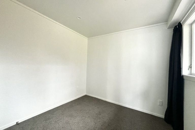Photo of property in 1/24 Parliament Street, Melling, Lower Hutt, 5010
