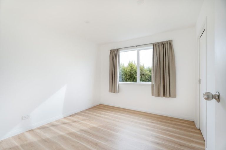 Photo of property in 9a Cheshire Street, Cannons Creek, Porirua, 5024