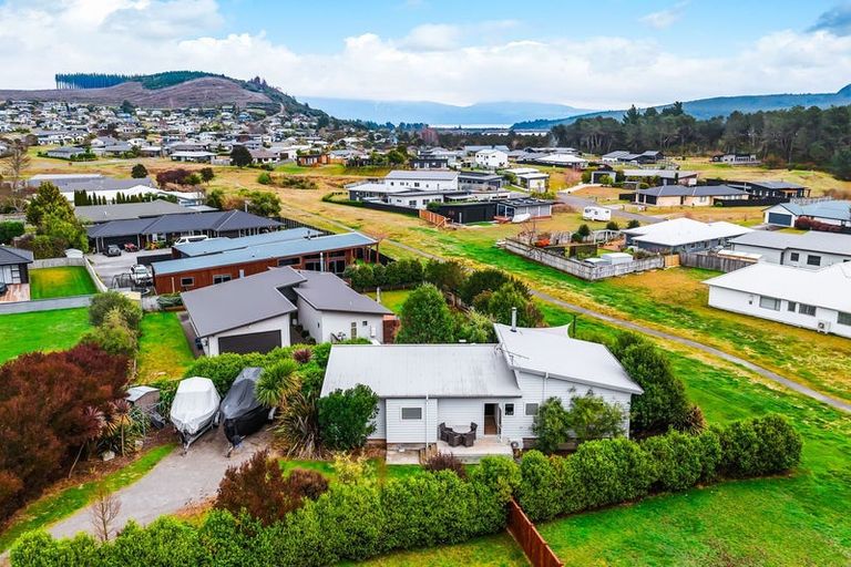 Photo of property in 4 John Norrie Place, Motuoapa, 3382