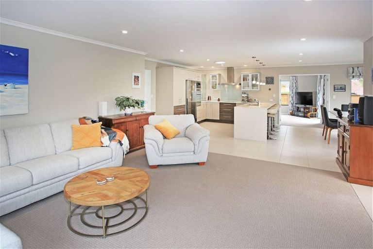 Photo of property in 1 Overend Court, Pukekohe, 2120