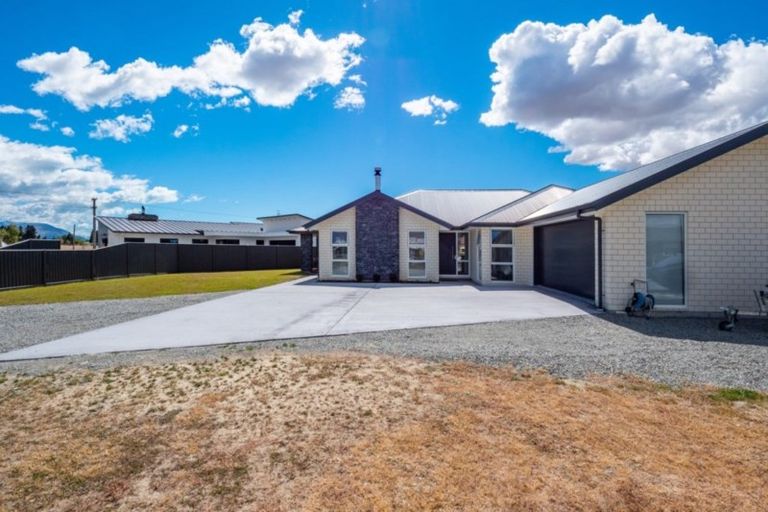 Photo of property in 1 Penstock Place, Twizel, 7901