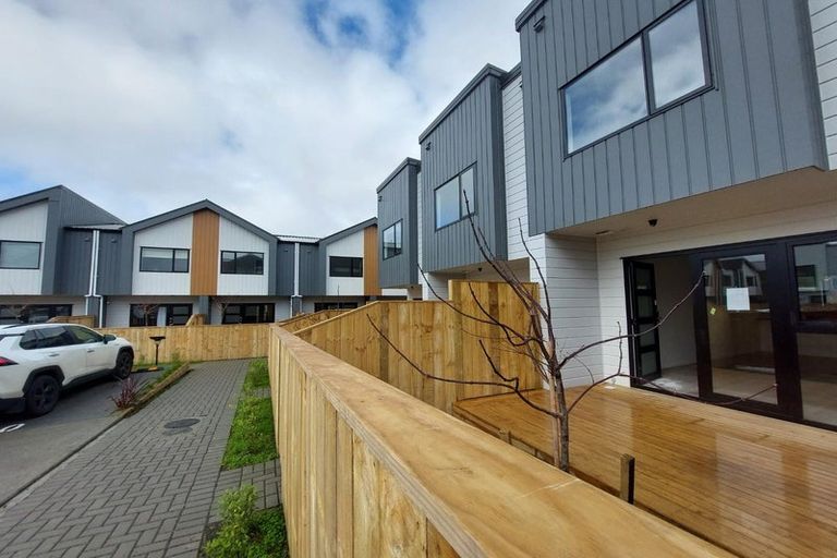 Photo of property in 18/36 Westgate Drive, Westgate, Auckland, 0614