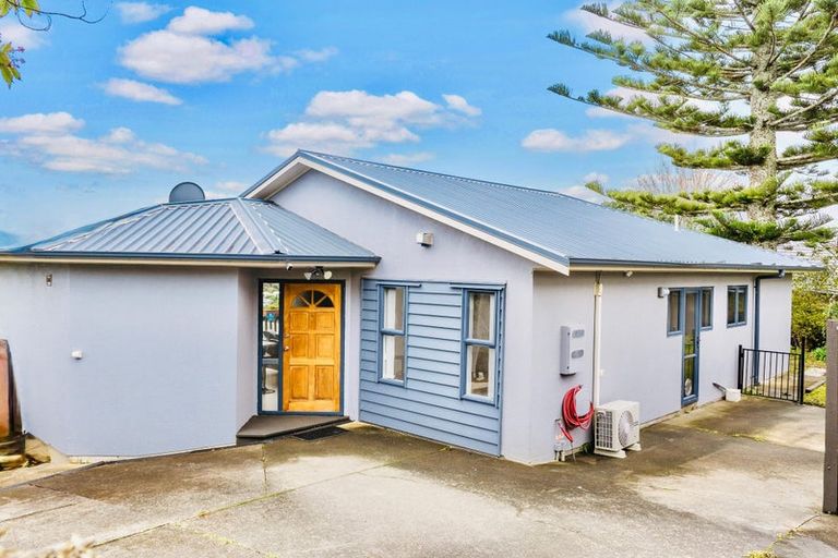 Photo of property in 2/82a Coronation Road, Hillcrest, Auckland, 0627