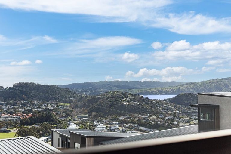 Photo of property in 1 Trysail Place, Whitby, Porirua, 5024