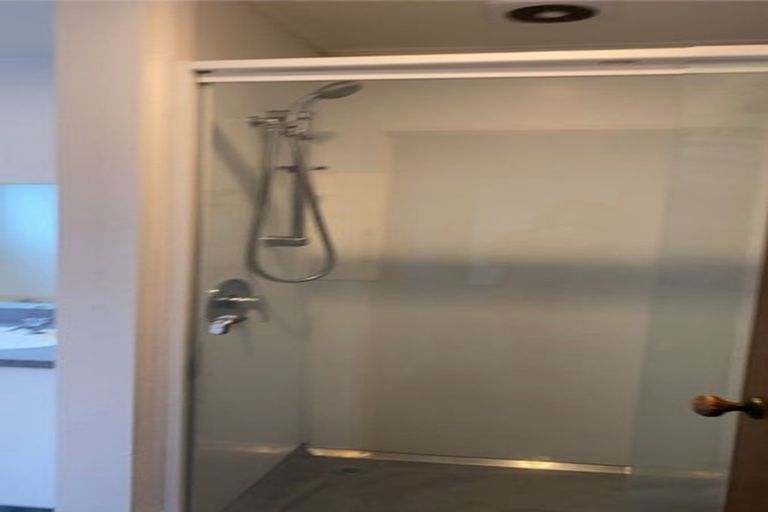 Photo of property in 2/3 Maxwell Street, Riccarton, Christchurch, 8041