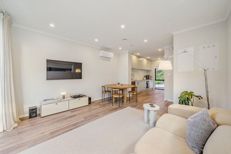 Photo of property in 18 Joseph Bolton Crescent, Wallaceville, Upper Hutt, 5018