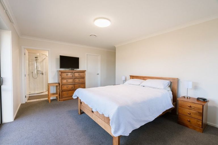 Photo of property in 8 Birch Hill Drive, Twizel, 7901