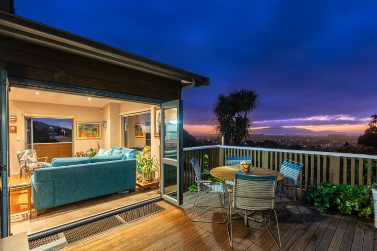 Photo of property in 41a Kotare Street, Waikanae, 5036