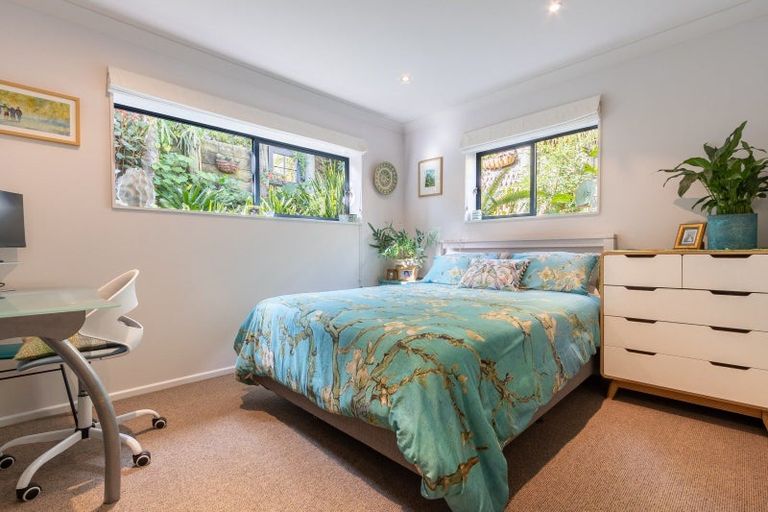 Photo of property in 41a Kotare Street, Waikanae, 5036