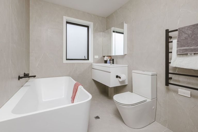 Photo of property in 10/63 Hillcrest Avenue, Hillcrest, Auckland, 0627