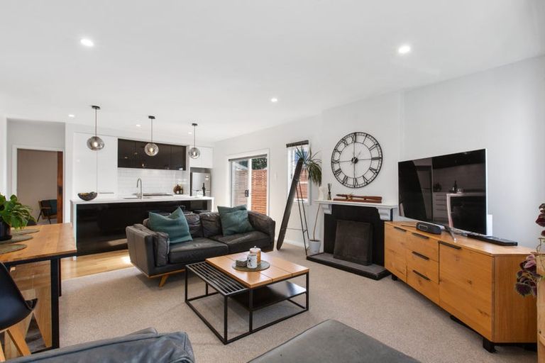 Photo of property in 44 Hardy Street, Waterloo, Lower Hutt, 5011