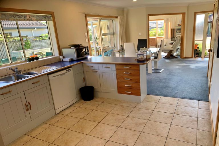 Photo of property in 19a Oakridge Drive, Kerikeri, 0230
