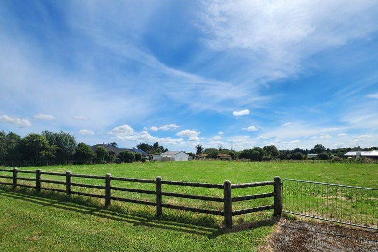 Photo of property in 11 Milbel Way, Levin, 5571